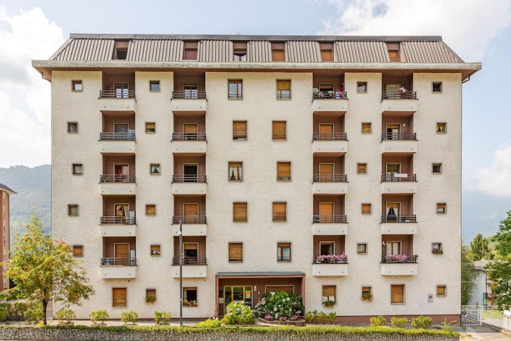Appartamento Nel Cuore Della Valsassina Moggio  المظهر الخارجي الصورة